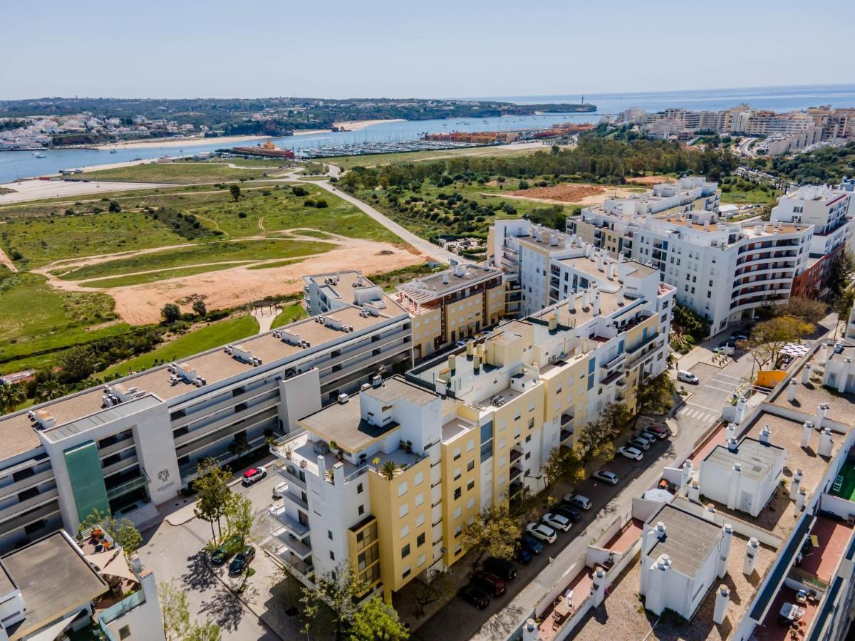 Encosta Da Marina Family Apartment Portimao Bagian luar foto
