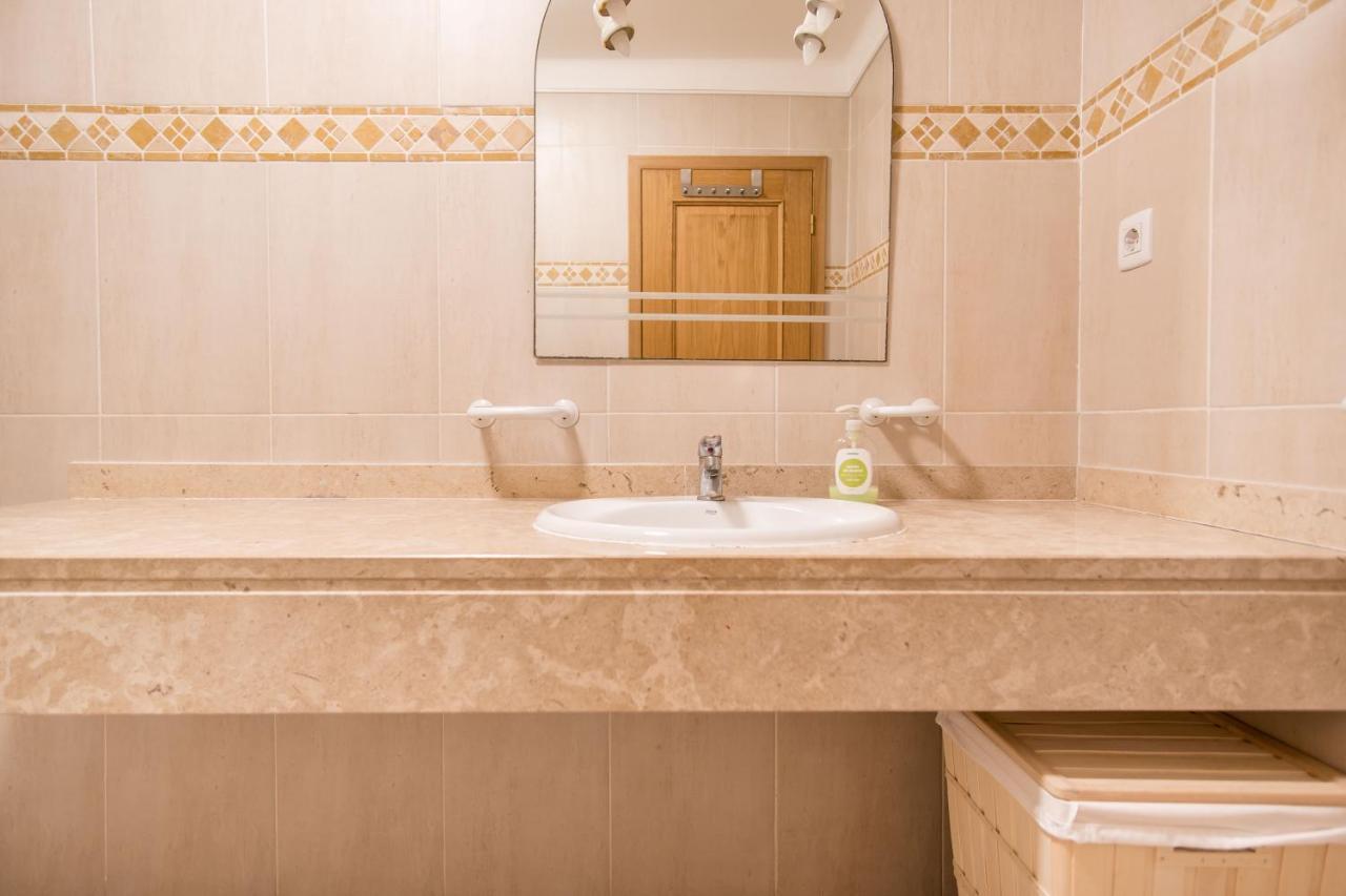 Encosta Da Marina Family Apartment Portimao Bagian luar foto